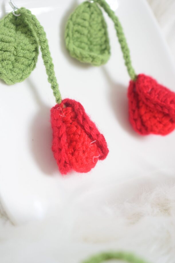 Rosa | Boucle d'oreille rose rouge – Image 2