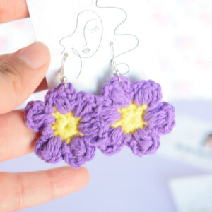 Lili | Boucles d'oreilles fleur violette