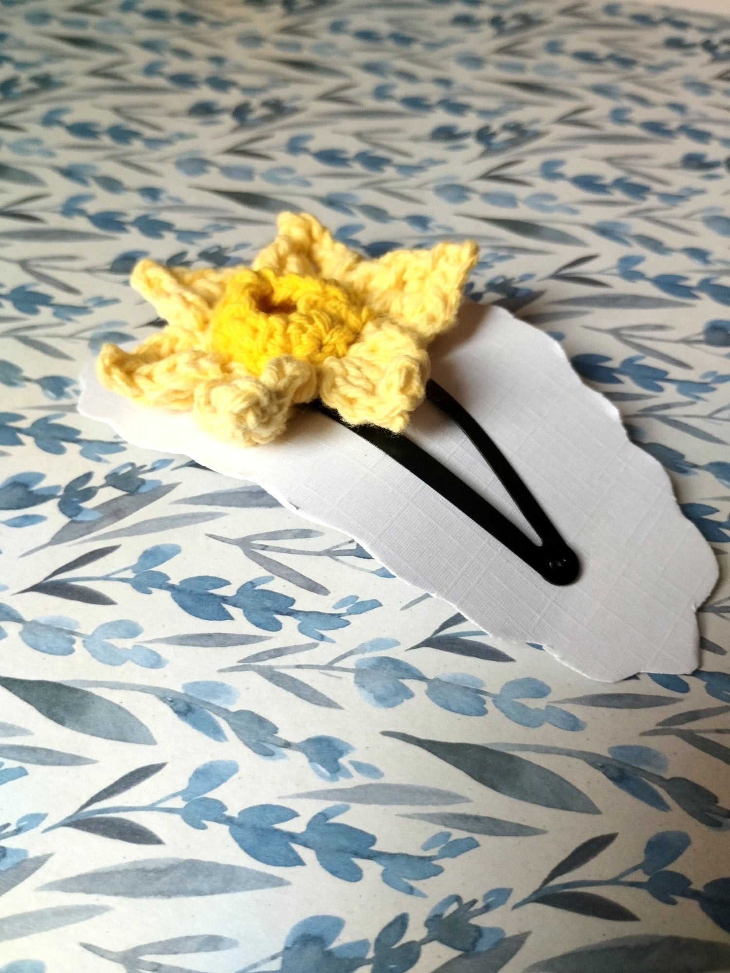 Jona | barrette fleur jonquille – Image 2