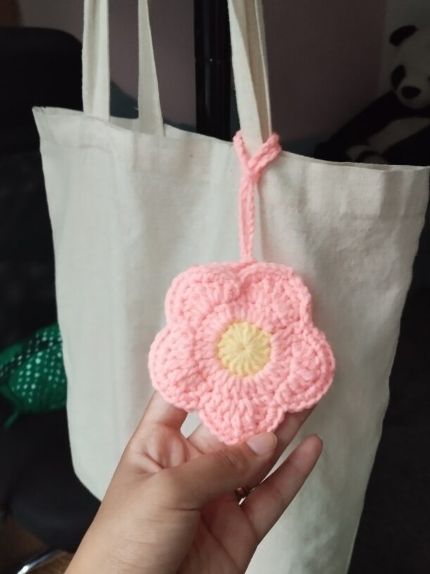 Rosa | Bag charm fleur – Image 4