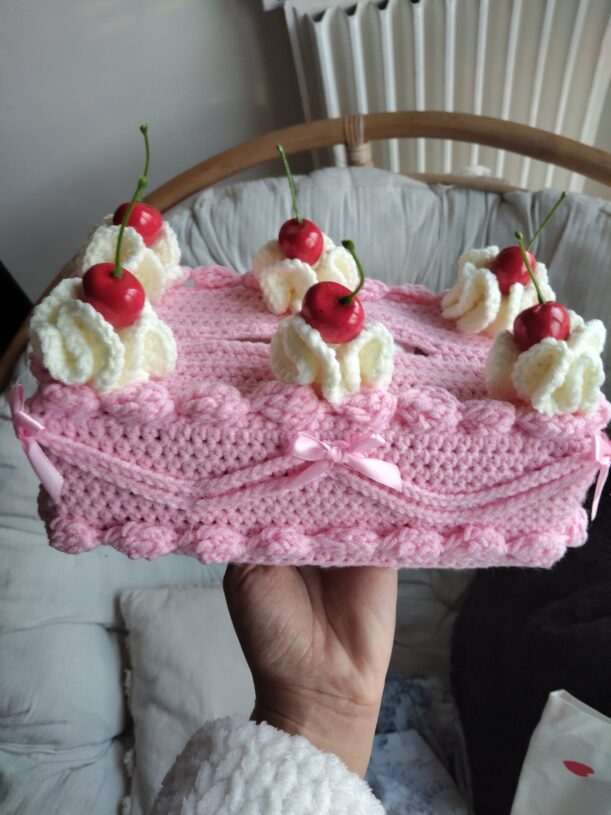 Patron PDF | cache boite à mouchoirs cake à la cerise 🍒 – Image 3