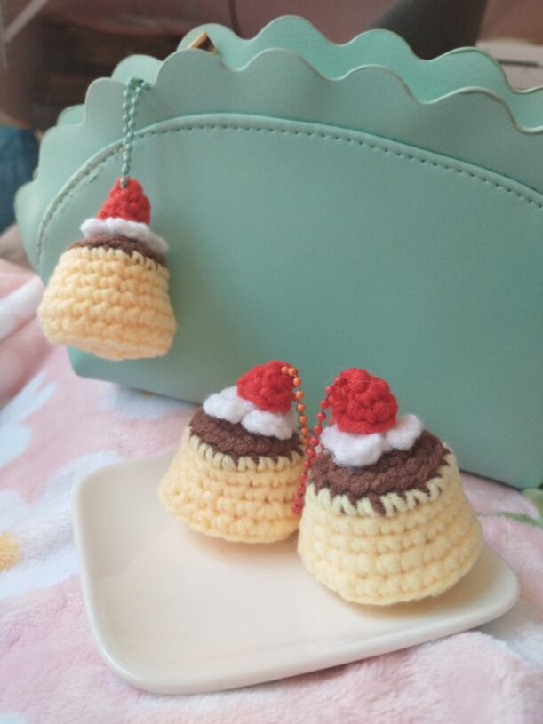 Pudy| Pudding kawaii au crochet 🍮 – Image 3